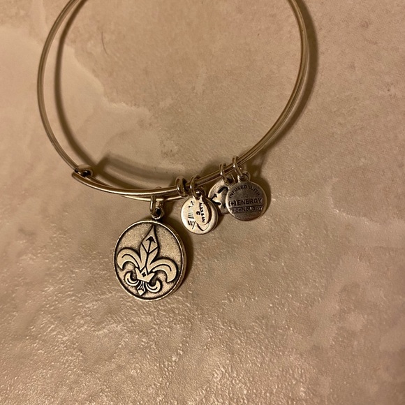 Set of Alex and Ani Bangles. - Picture 3 of 7